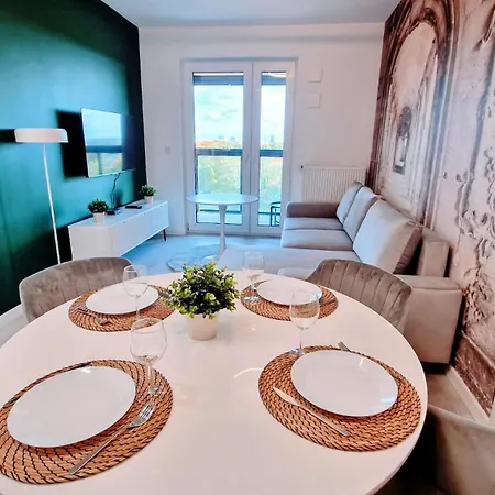 Luxury In 16 Atlas Arena&tobaco&free Parking * 罗兹