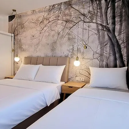 Luxury In 16 Atlas Arena&tobaco&free Parking Apartment *