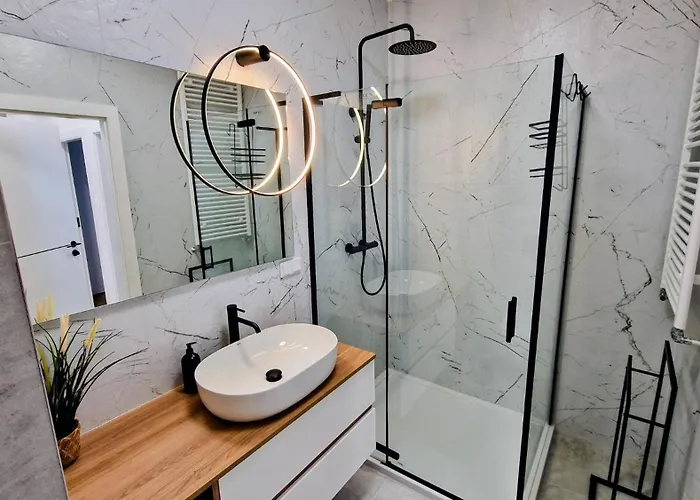 Luxury In 16 Atlas Arena&tobaco&free Parking * 罗兹